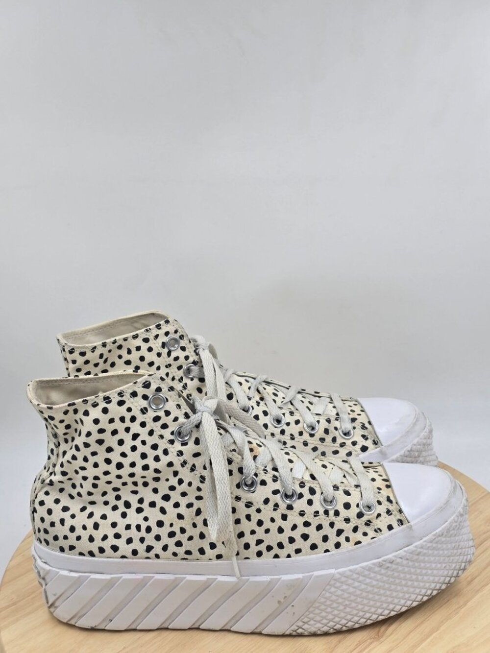 Converse Chuck Taylor 2X Platform High Welcome to the Wild 572232C Shoe sz 10.5